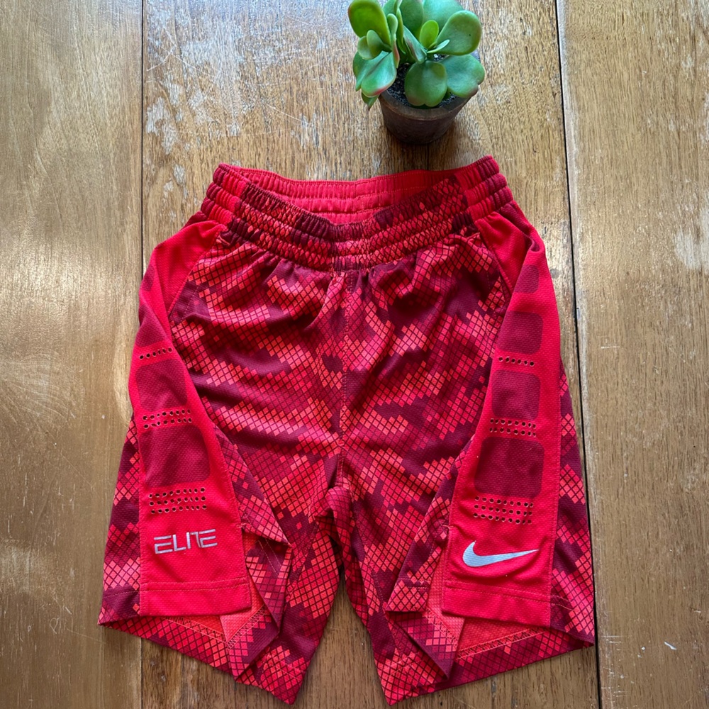 Nike Elite basketball shorts